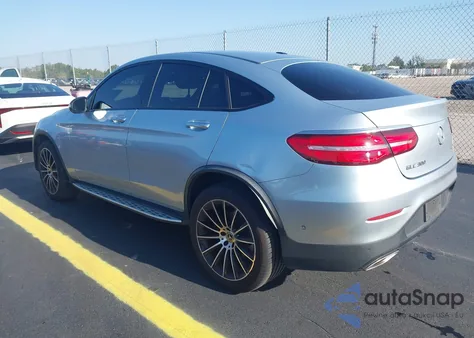 2018 Mercedes-Benz Glc 300 Coupe 4Matic z USA, uszkodzony, nr VIN WDC0J4KB8JF351038